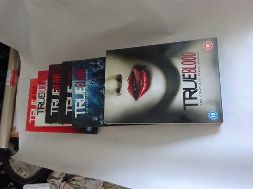 True blood complete box set - true,