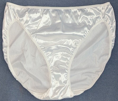 Vintage vanity fair white - vanity,
