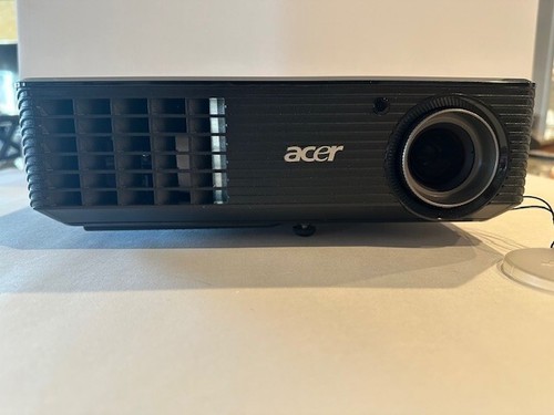 Acer x110p dlp projector - acer,