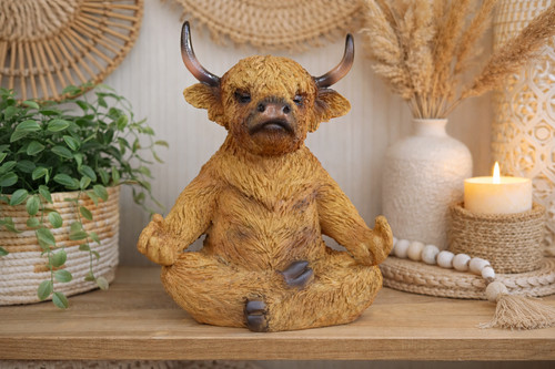 Quirky resin highland cow - quirky,