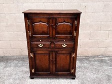 A TITCHMARSH AND GOODWIN OAK WINE DRINKS CABINET COCKTAIL CUPBOARD BAR SIDEBOARD