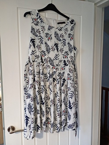 Chic ladies summer - dress, size