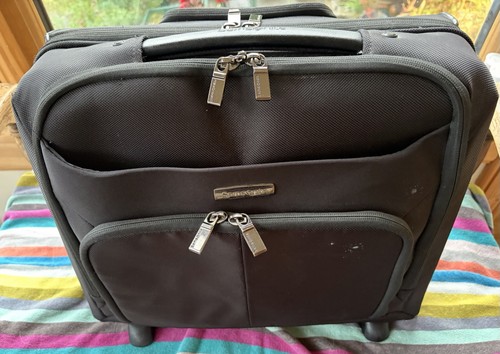 Samsonite black wheeled - black,