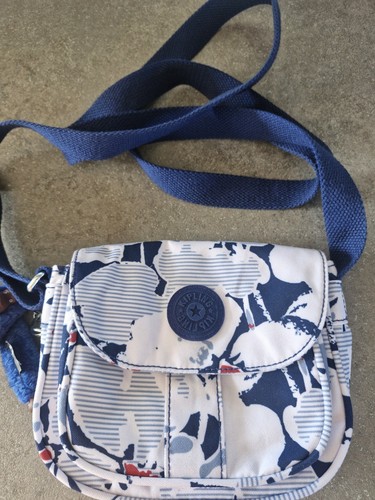 Kipling live light - kipling, crossbody