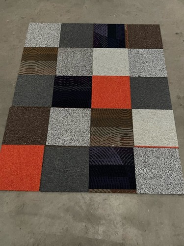 Small mixed colors carpet - small,