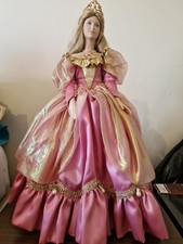 Franklin Mint Heirloom Cinderella Porcelain Doll With Stand