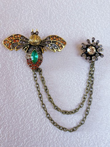 Bee double brooch - bee, chain
