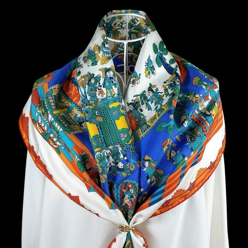 Vtg hermes carre silk - carre,