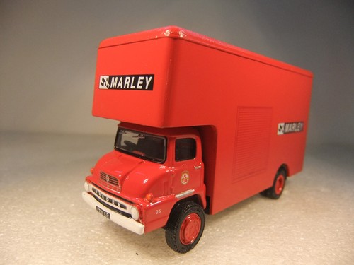 Efe 36102 thames trader - 1:76,