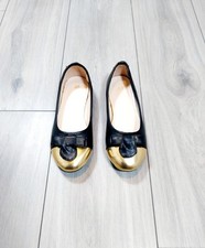 Womens Flat Pumps Black Gold