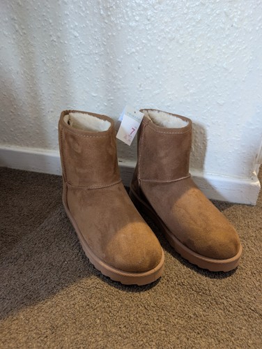 Brand new ladies chestnut - brand,