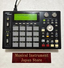 Akai MPC1000 Black Professional Sampler Sequencer with Power Cable