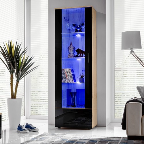 New komodee tall - tall, display