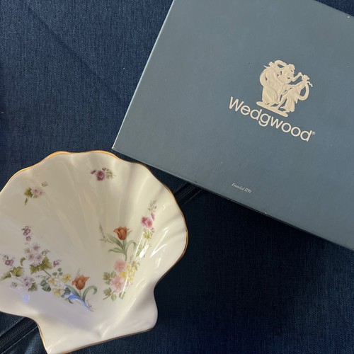 Wedgwood mirabelle shell tray - mirabelle,