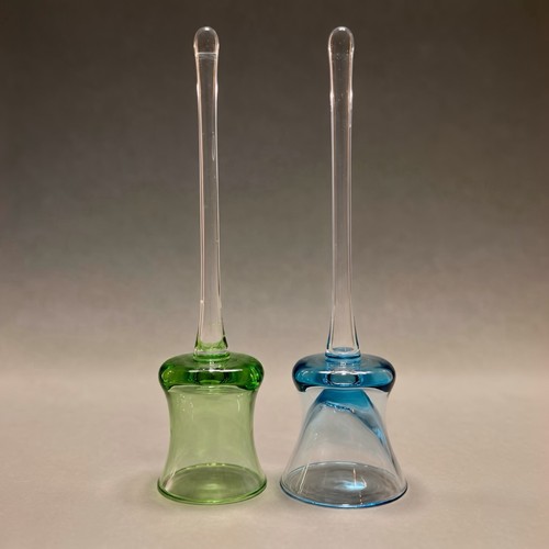 Vtg art glass footless yard - art,