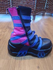Vintage Swear  London Platform