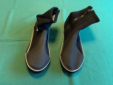 Dive and Surf boots