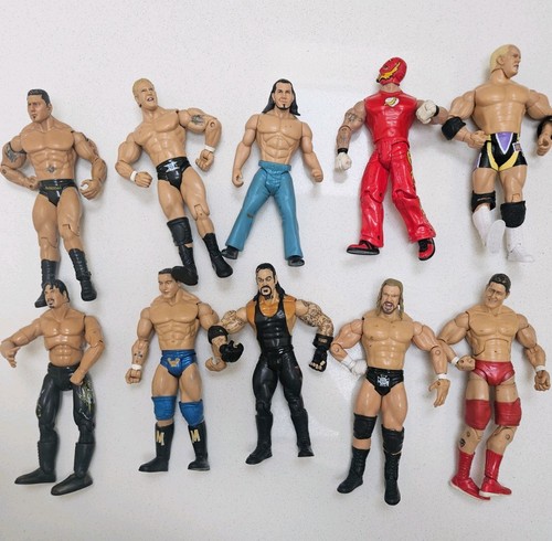 Wwe wrestling figures bundle - wwe,