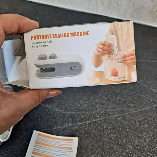 Rechargeable bag sealer