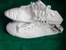 JAZZ DANCE SHOES - SIZE 7-7.5 ADULT SPLIT SOLE SNEAKERS STUDIO STARLITE