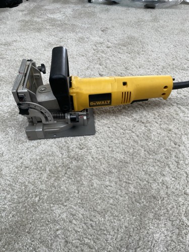 Used dewalt dw682 biscuit - used,