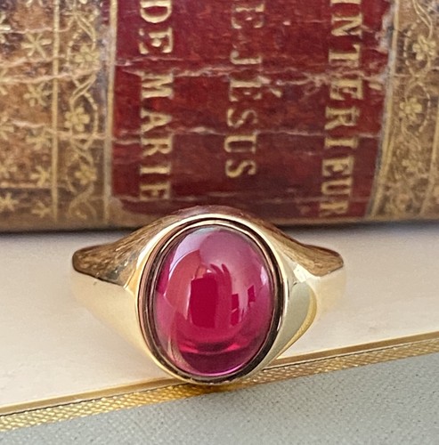 Gents 9ct gold ruby - 9ct, &