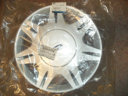 Genuine ford fiesta - 14", silver