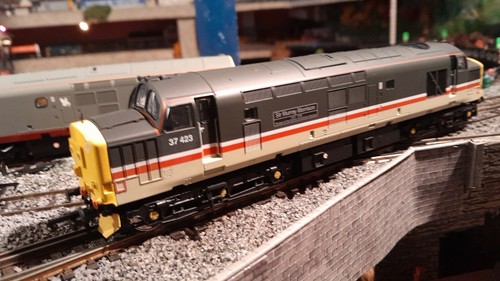 Class 423 the - 37, in