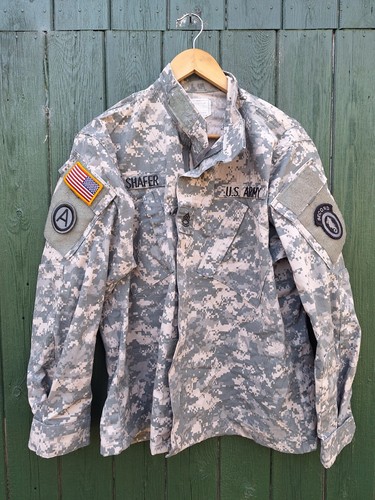 Badged acu pattern - us,