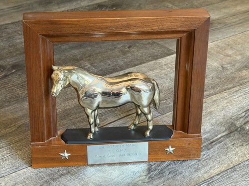 Horse statue trophy figurine - horse,