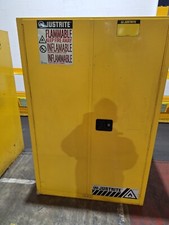 JUSTRITE® Flammable Storage Cabinets H1651xW1092xD864 mm