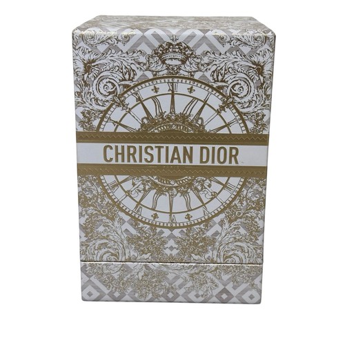 Dior snow globes pre - snow,