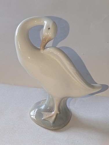 Lladro swan preening - swan, figure!!
