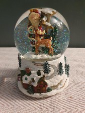 Vintage Musical Christmas Snow Globe Vgc All Working (Wind Up)