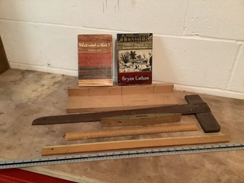Small collection carpentry - of,
