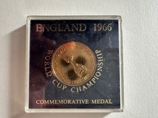 England 1966 Commemorative Medal Championship Featuring World Cup Willie Boxed