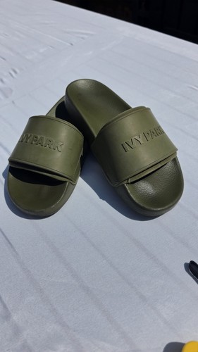 Ivy park embossed sliders a - embossed, in