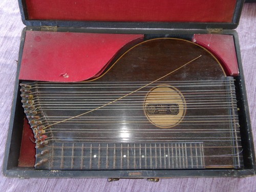 Shiver with case circa 19th - shiver,