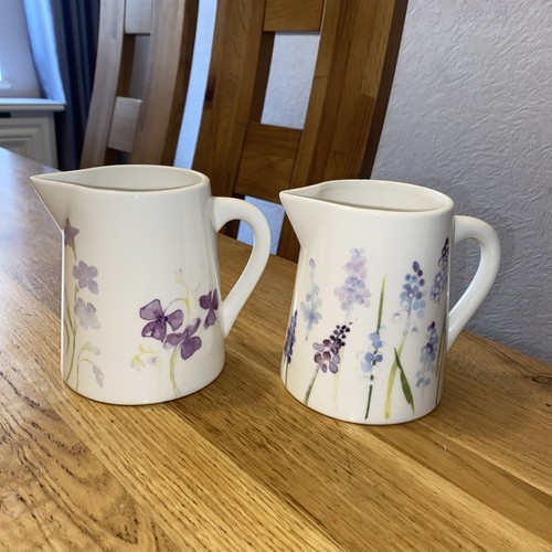 Pair matching white - of,
