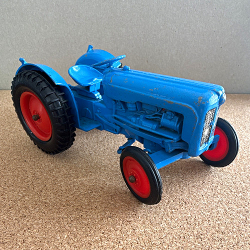 Crescent fordson major tractor - crescent,
