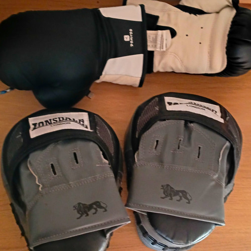 Lonsdale boxing focus - lonsdale,