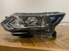2019 Nissan Qashqai N-Connecta Dci headlight LED Left side.