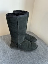 Ugg Australia 5815 Classic