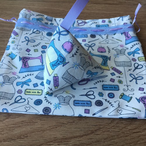 Handmade lilac fabric - lilac, pyramid