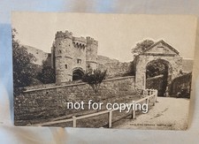 2689. Carisbrooke Castle Isle of Wight Unused Postcard by J Salmon