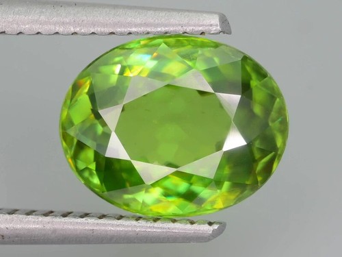 Rare green sphene ct - green,