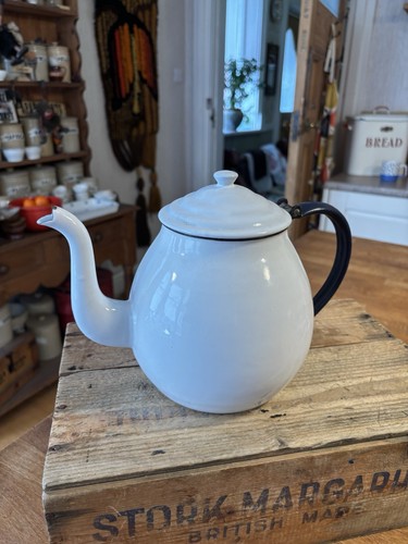 Vintage large white enamel - large,