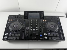 Pioneer DJ (XDJ-RX2)