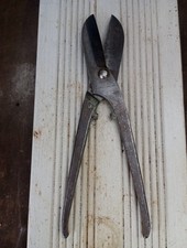 Vintage Gilbow Tin Snips 8"