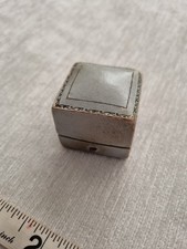 Old Vintage Leather Antique Ring Display Box Gift Box Jewelry Case Button Close